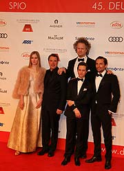 Team von "Werk ohne Autor Lara Cosima von Donnersmark, Seastian Koch, Regisseur und Drehbuchautor Florian Henckel von Donnersmarck, Tom Schilling, Quirin Berg @ Roter Teppich Deutscher Filmball 2018 (©Foto. Martin Schmitz)